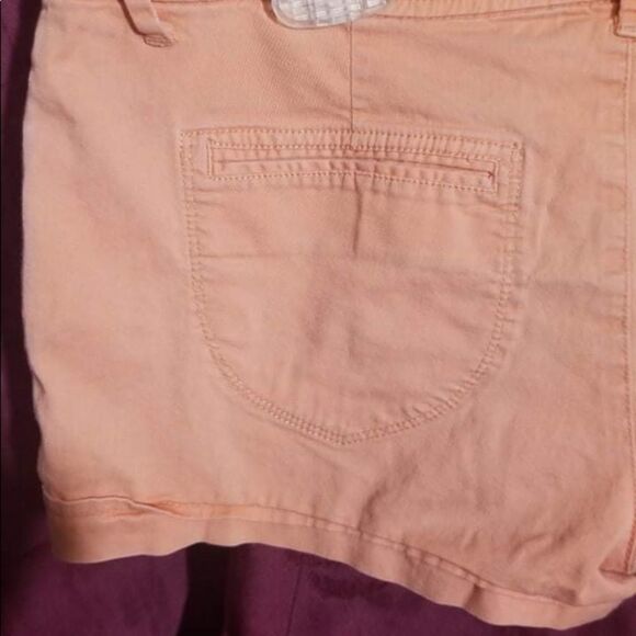 Delia’s Evan Orange shorts size 7/8   Two slant front pockets. 2 back pockets - Picture 4 of 7